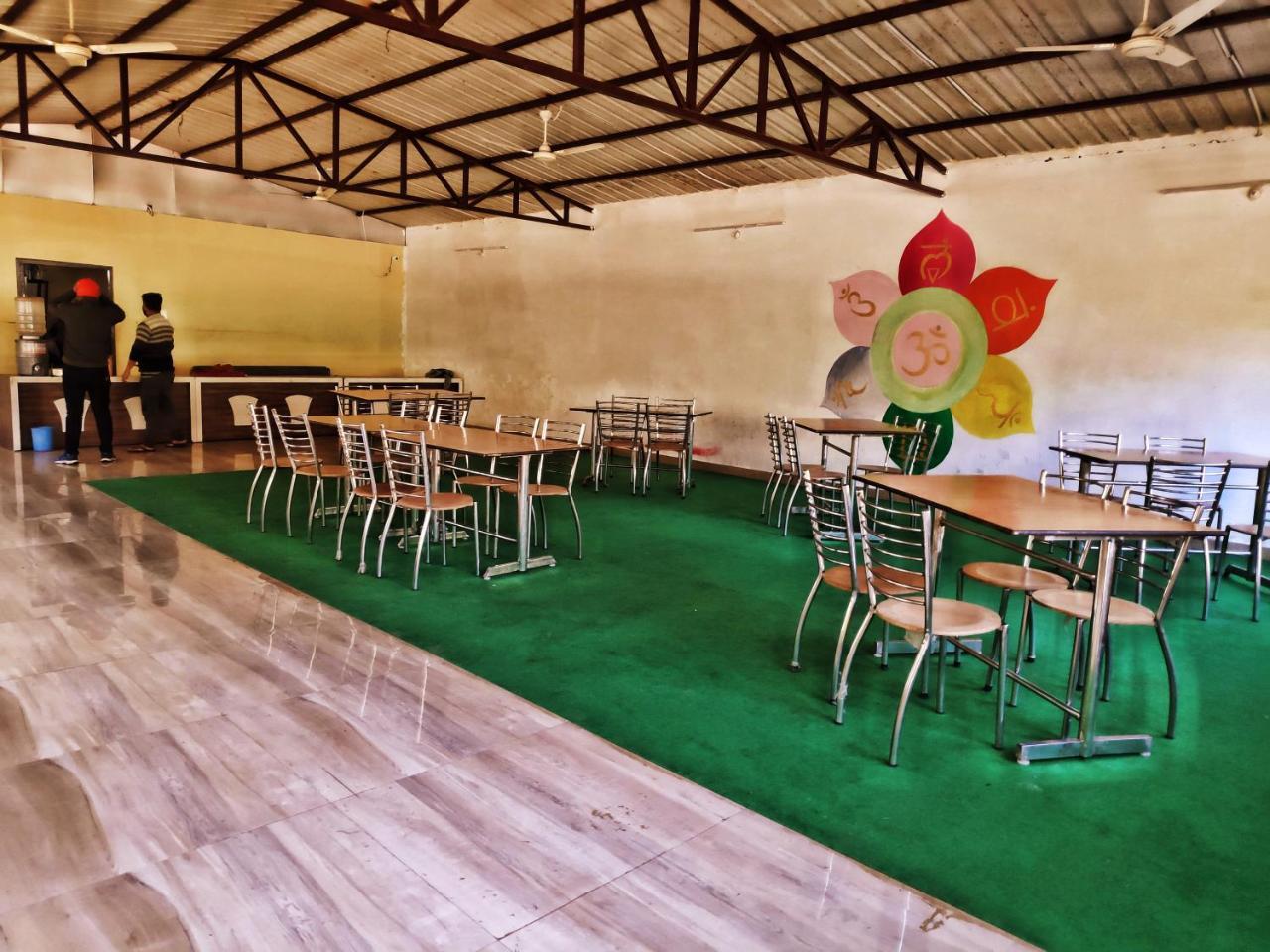 Garud Chatti River Resort Ришикеш Экстерьер фото