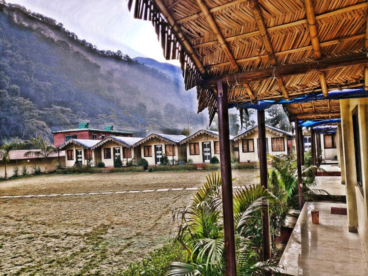 Garud Chatti River Resort Ришикеш Экстерьер фото